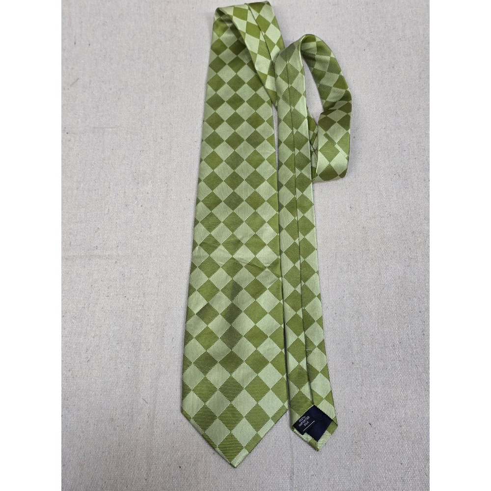 Paul Fredrick Mens Silk Tie Green Geometric Diamond Pattern Woven Necktie